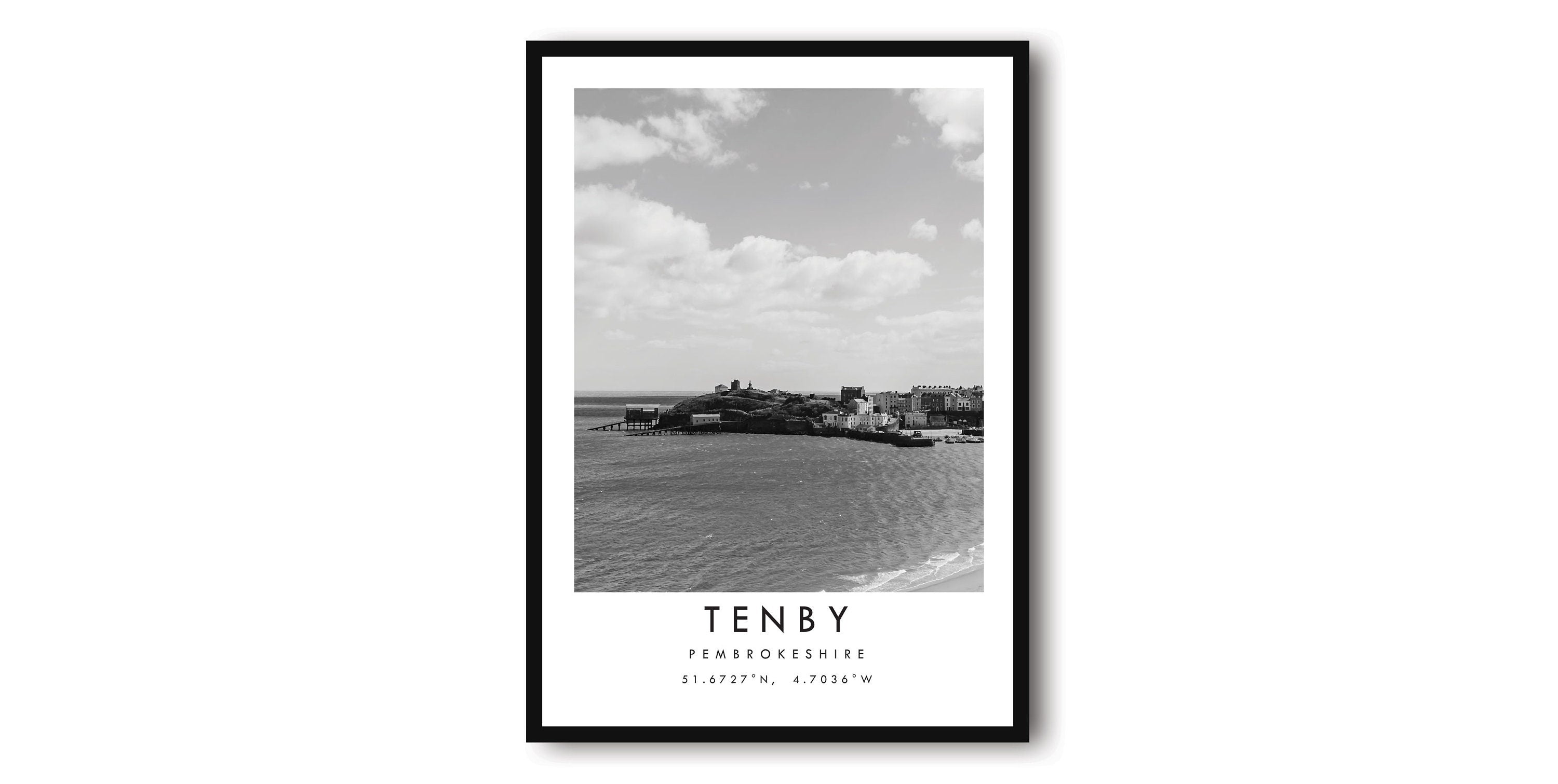 Tenby Travel Print, Tenby poster Poster, Black and White Print, Unique Wall Art, Minimalist Home Decor, City A1/A2/A3/A4/A5